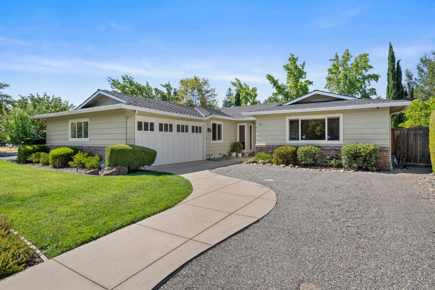 Neighborhood Neighborhood-10