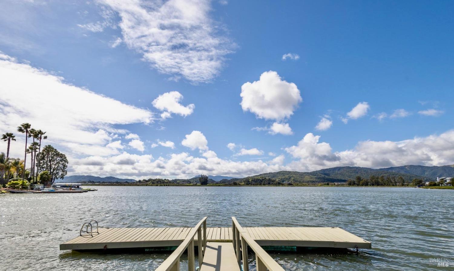 Neighborhood Neighborhood-1