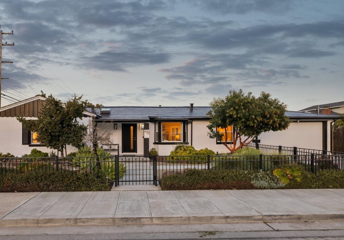 Neighborhood Neighborhood-34