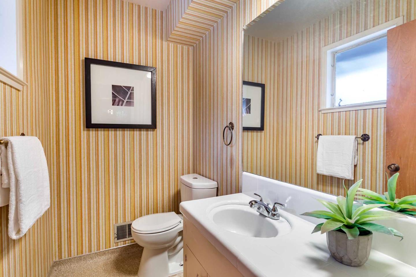 Neighborhood Neighborhood-32