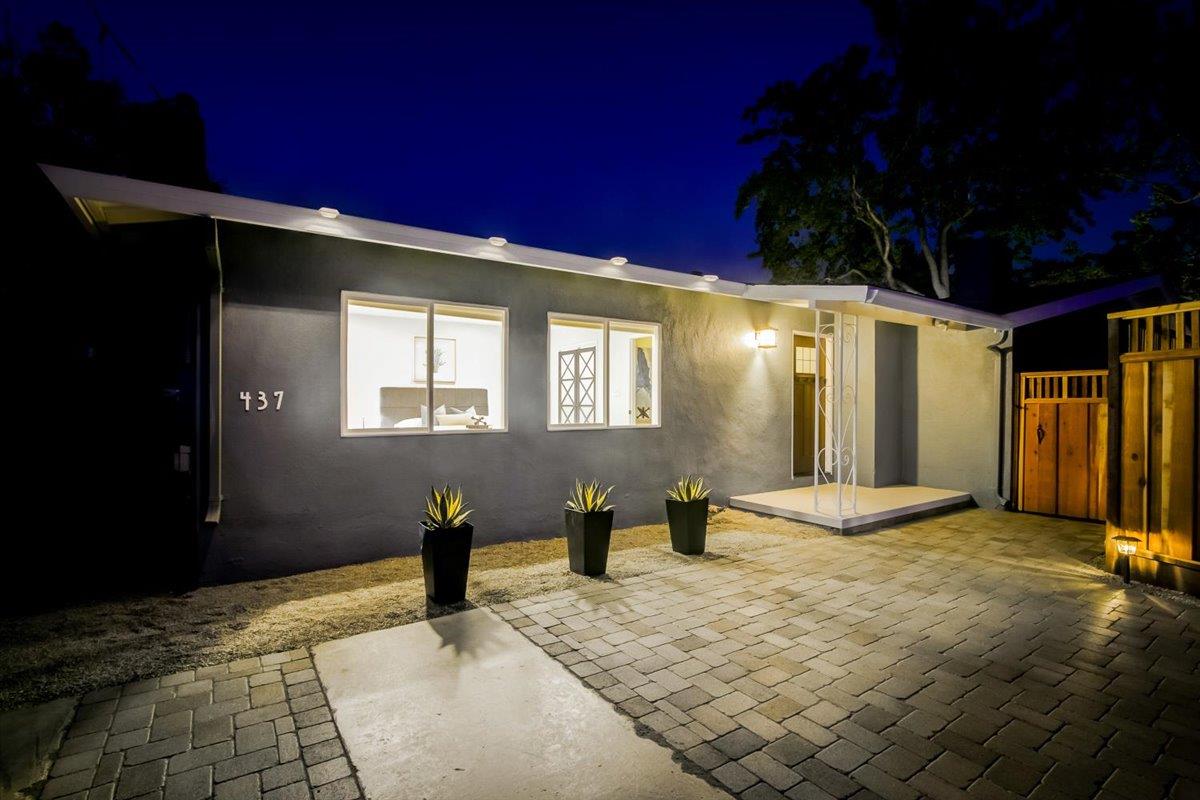 Neighborhood Neighborhood-34