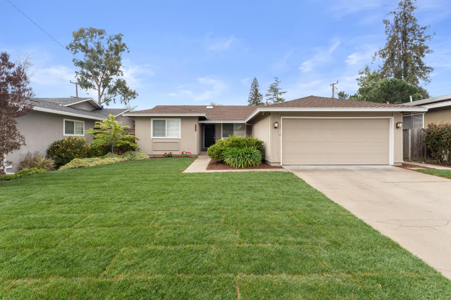 Neighborhood Neighborhood-23