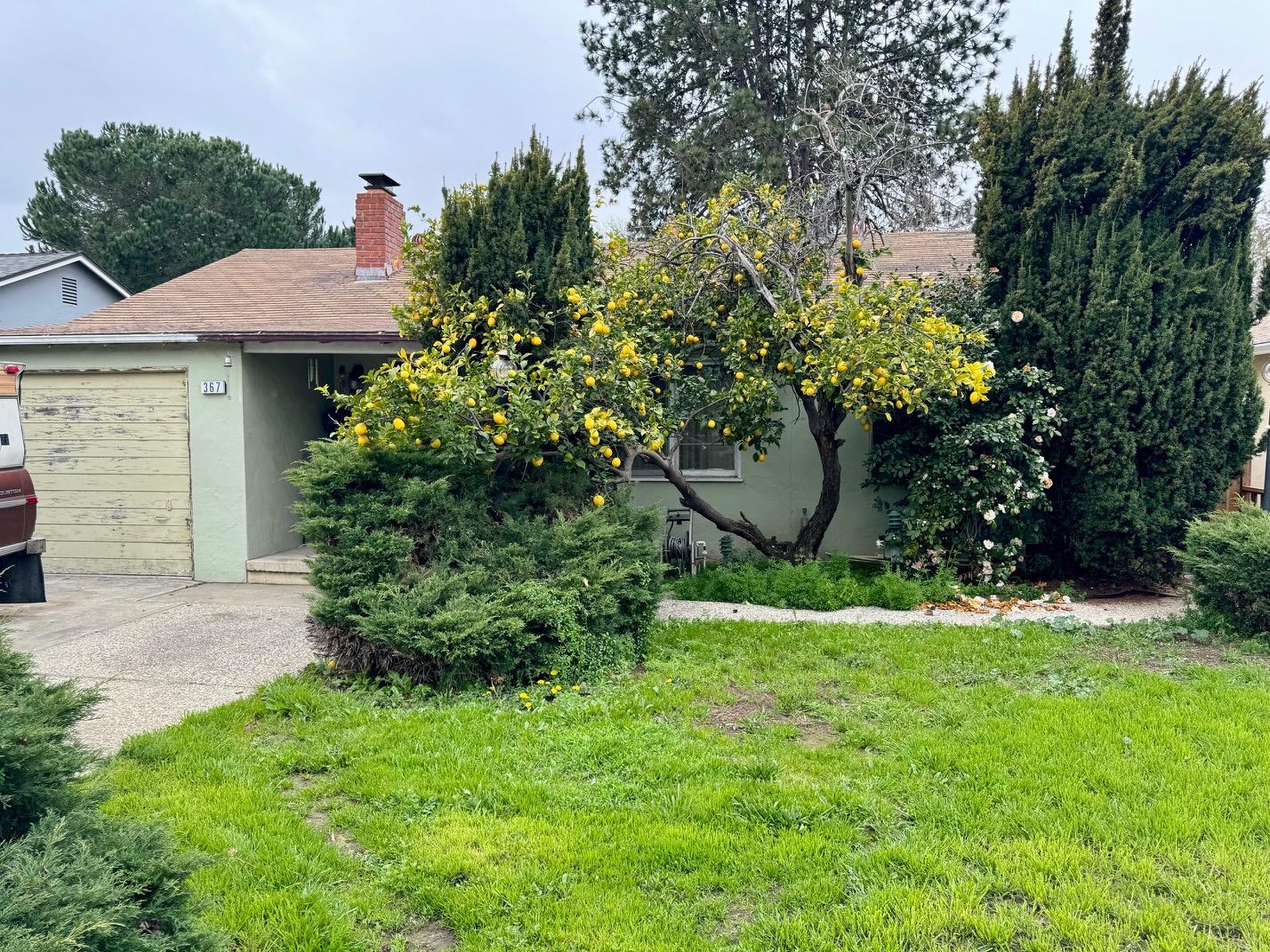 Neighborhood Neighborhood-3