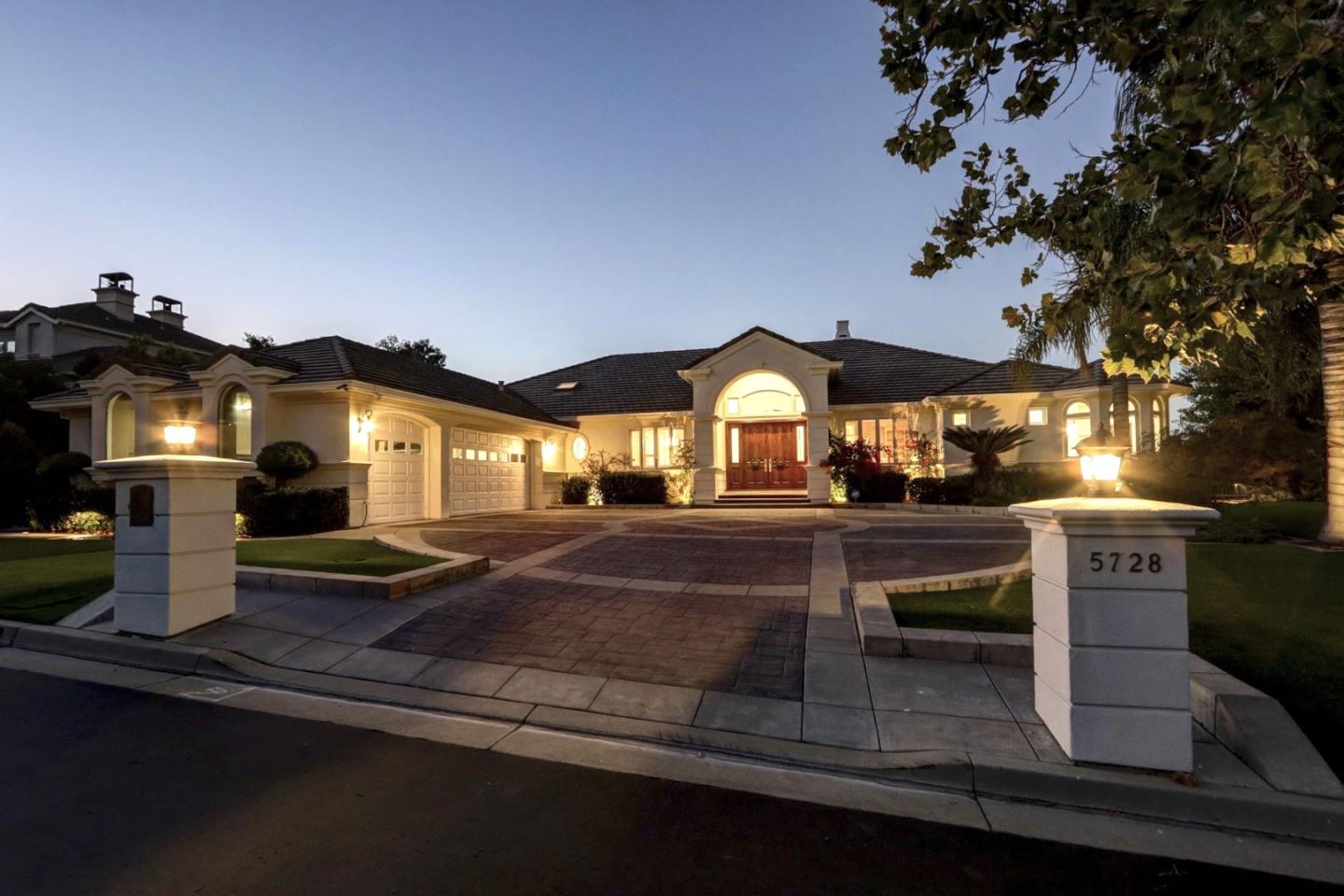 Neighborhood Neighborhood-27