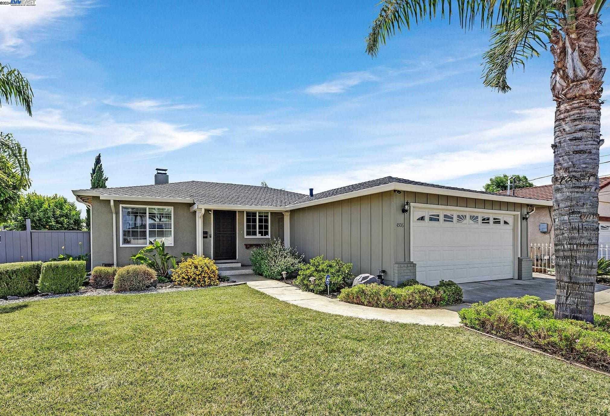 Neighborhood Neighborhood-31