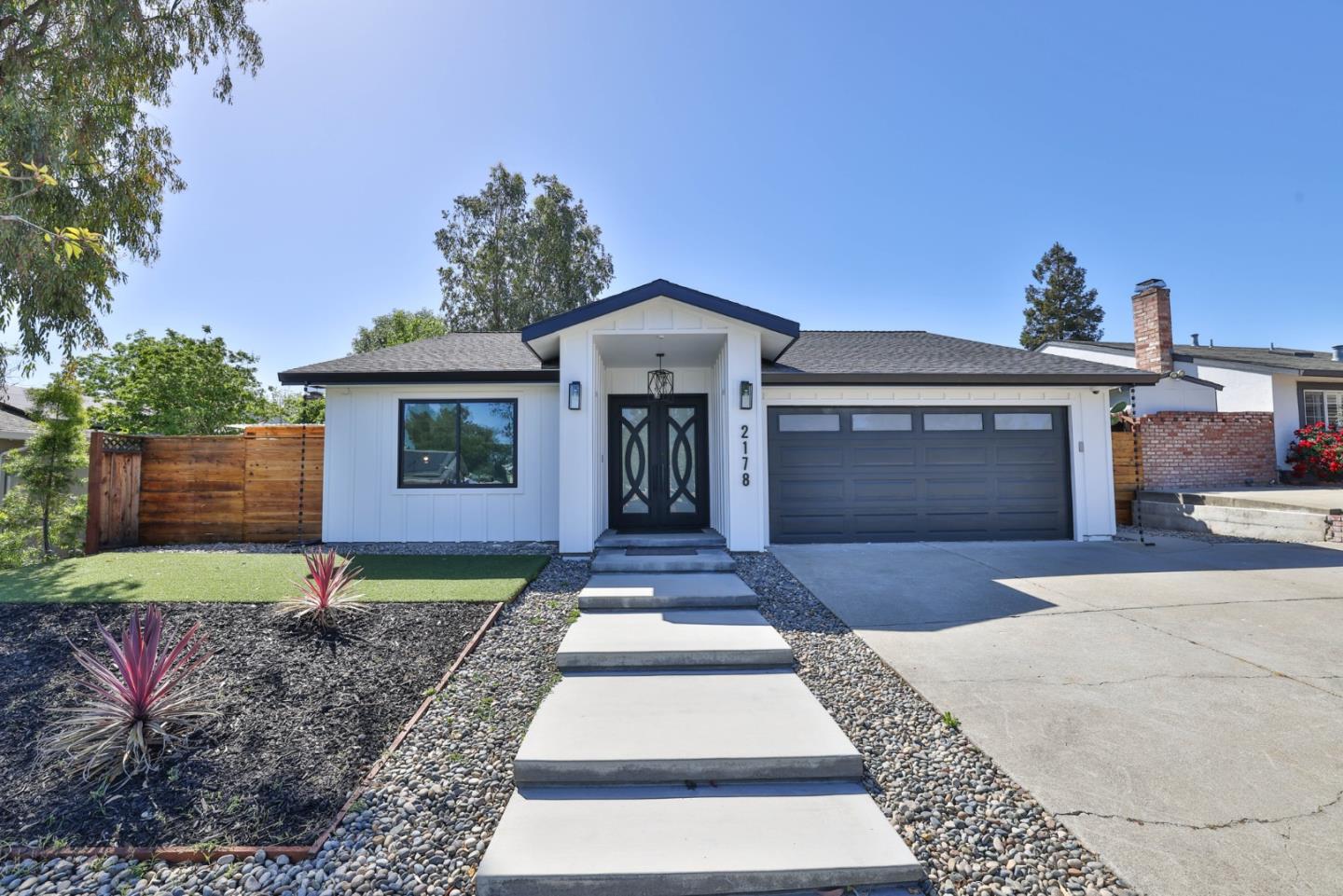 Neighborhood Neighborhood-15