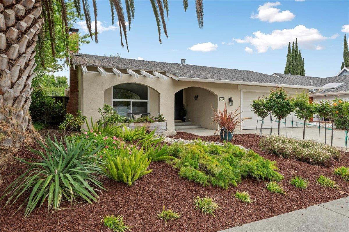 Neighborhood Neighborhood-30