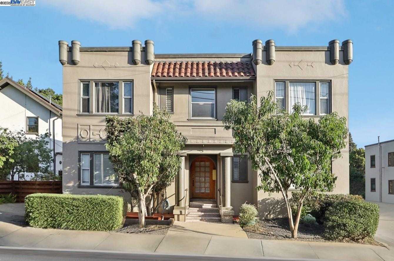 Neighborhood Neighborhood-22