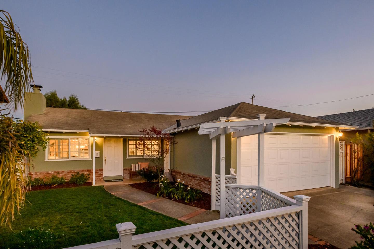 Neighborhood Neighborhood-41