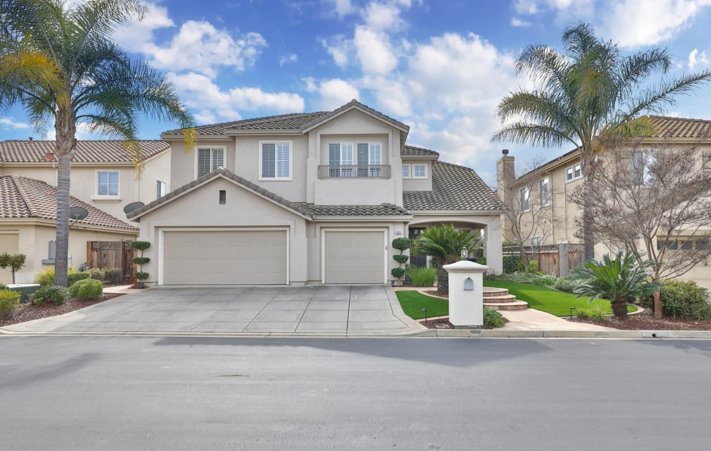 Neighborhood Neighborhood-2