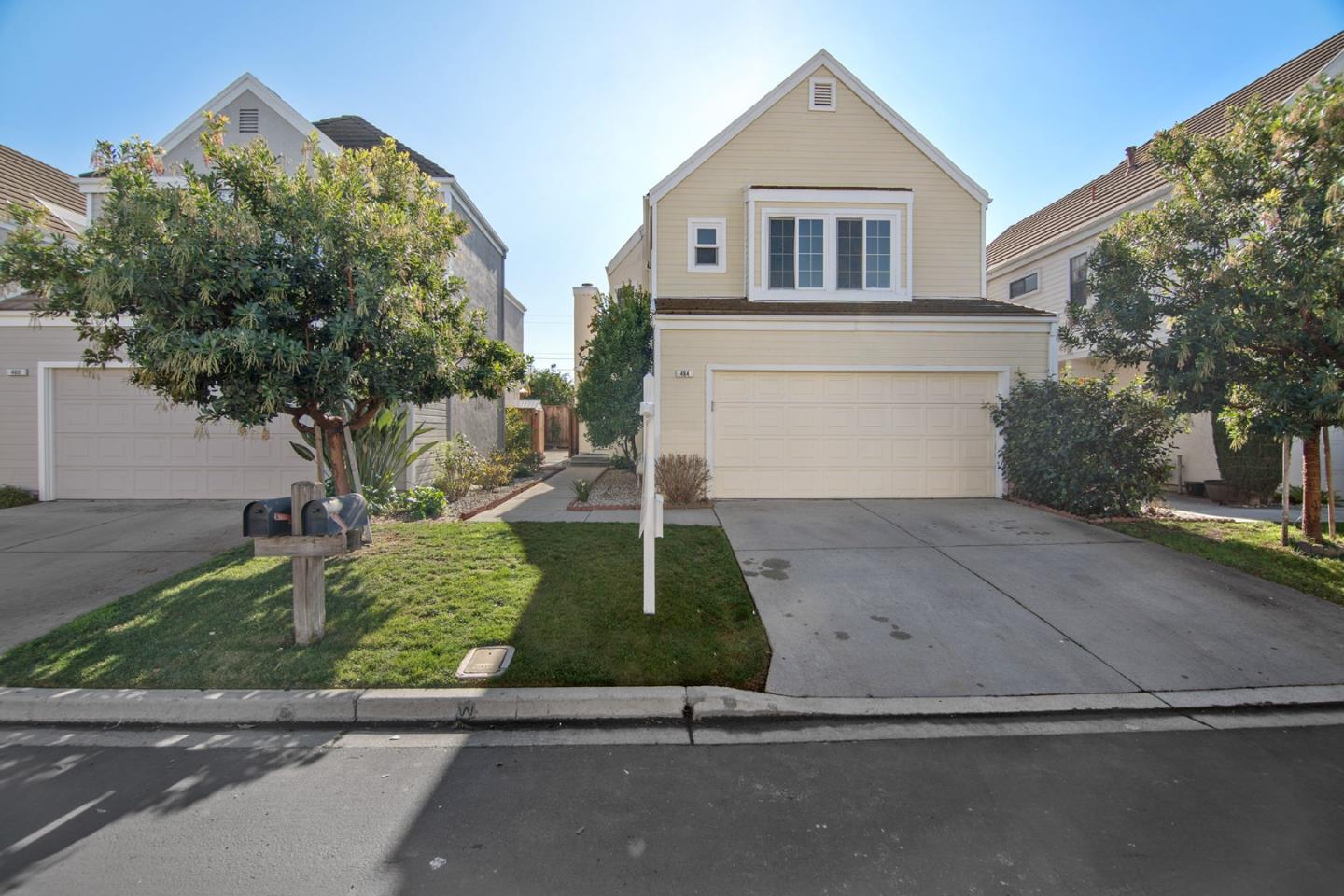 Neighborhood Neighborhood-93