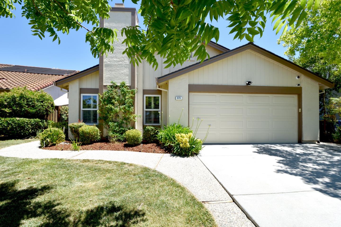 Neighborhood Neighborhood-120