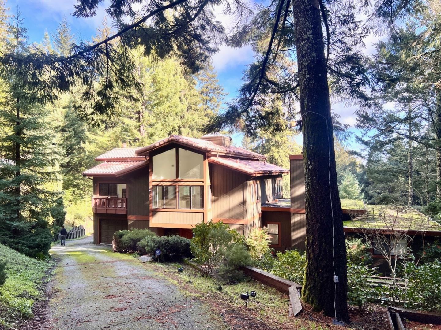 Neighborhood Neighborhood-16