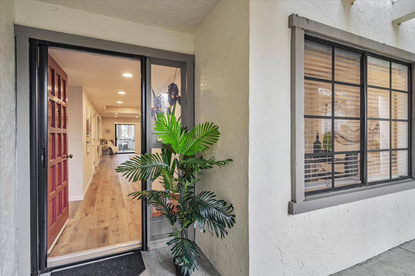 Neighborhood Neighborhood-6