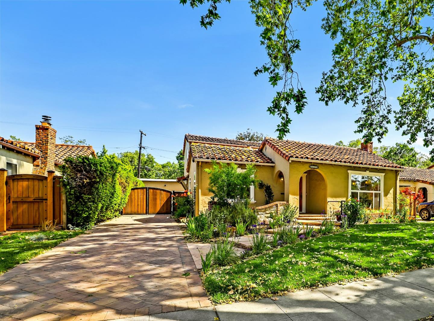 Neighborhood Neighborhood-89