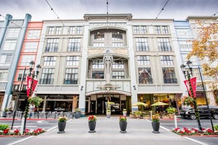 Neighborhood Neighborhood-31