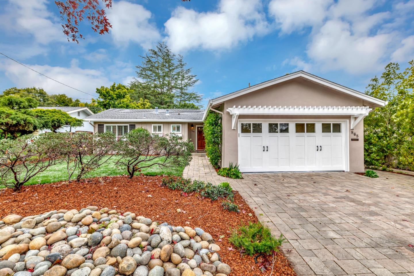 Neighborhood Neighborhood-17