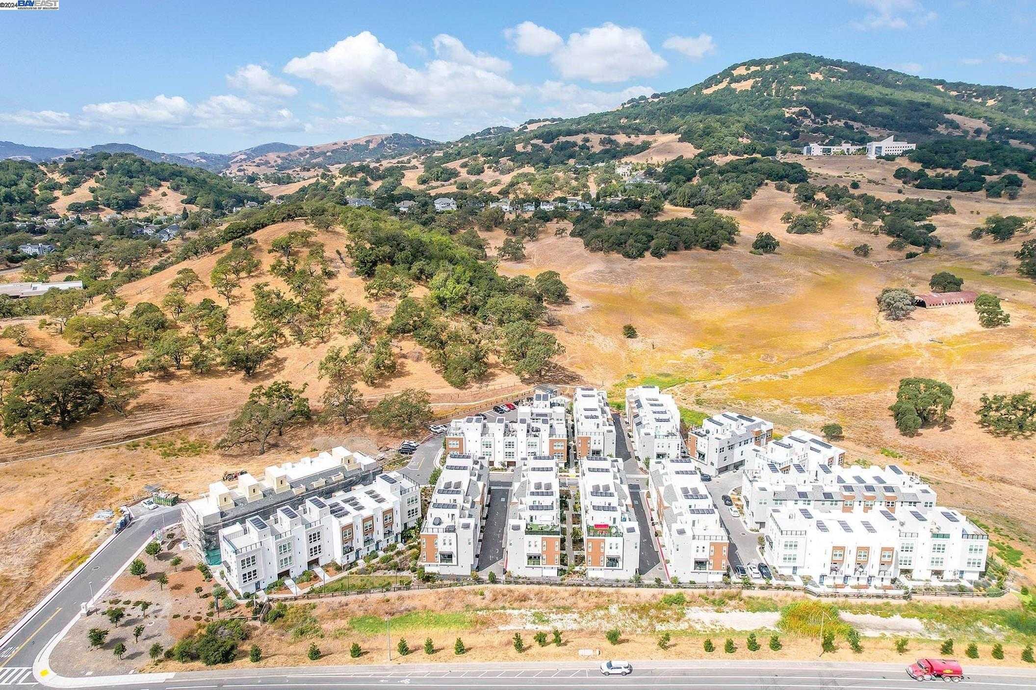 Neighborhood Neighborhood-9