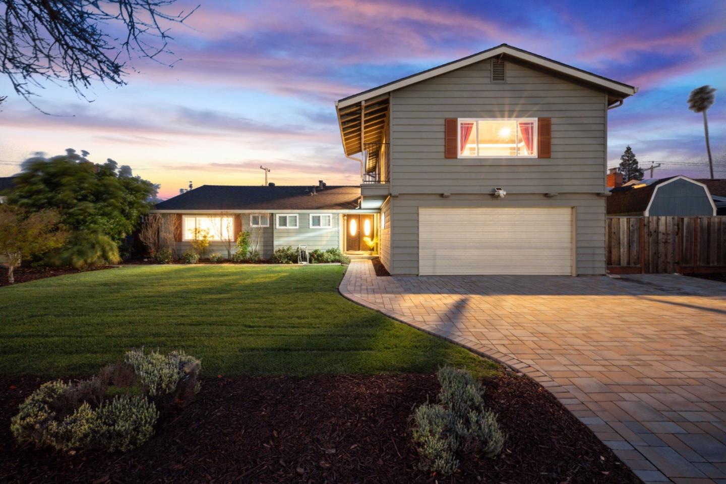 Neighborhood Neighborhood-35