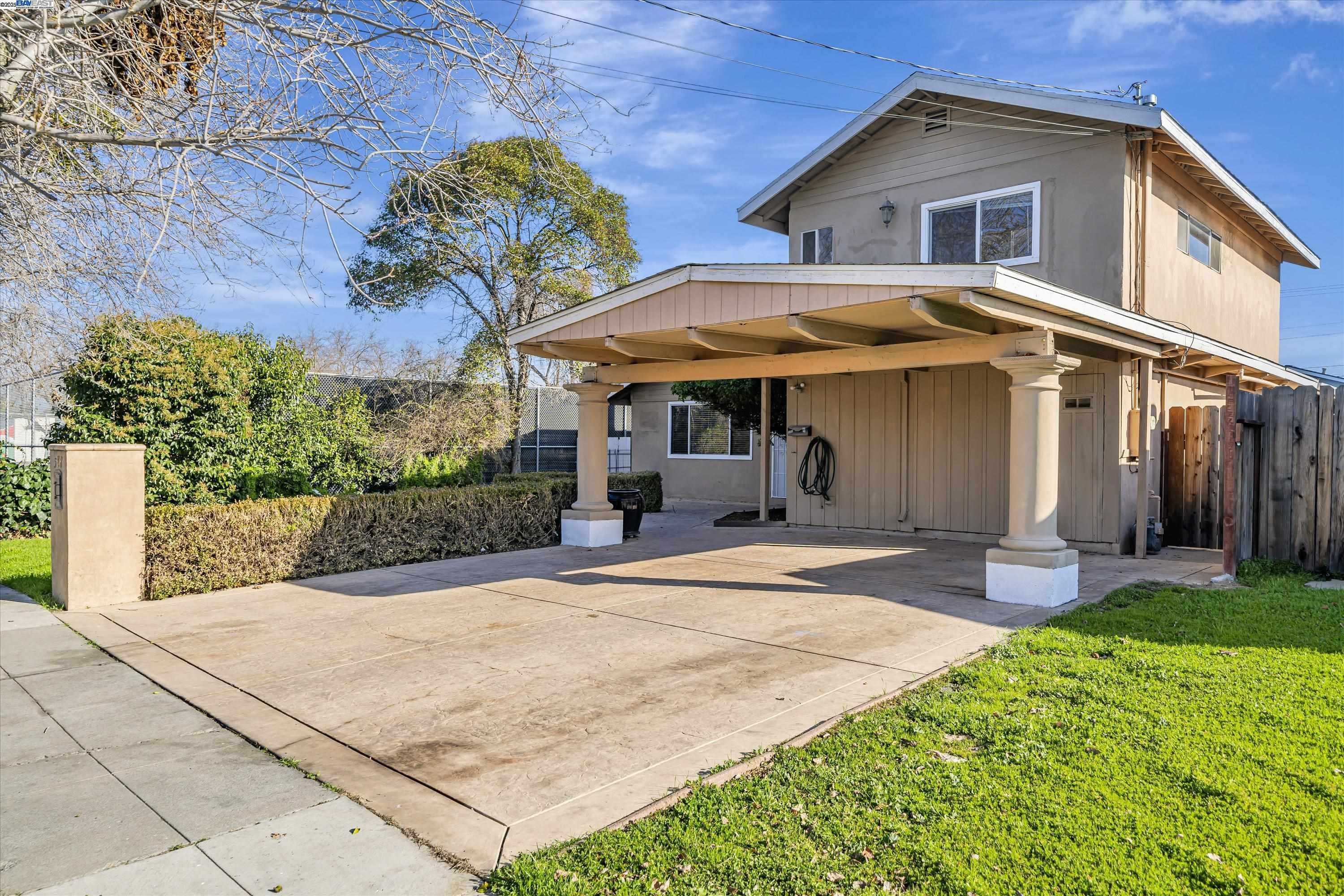 Neighborhood Neighborhood-10