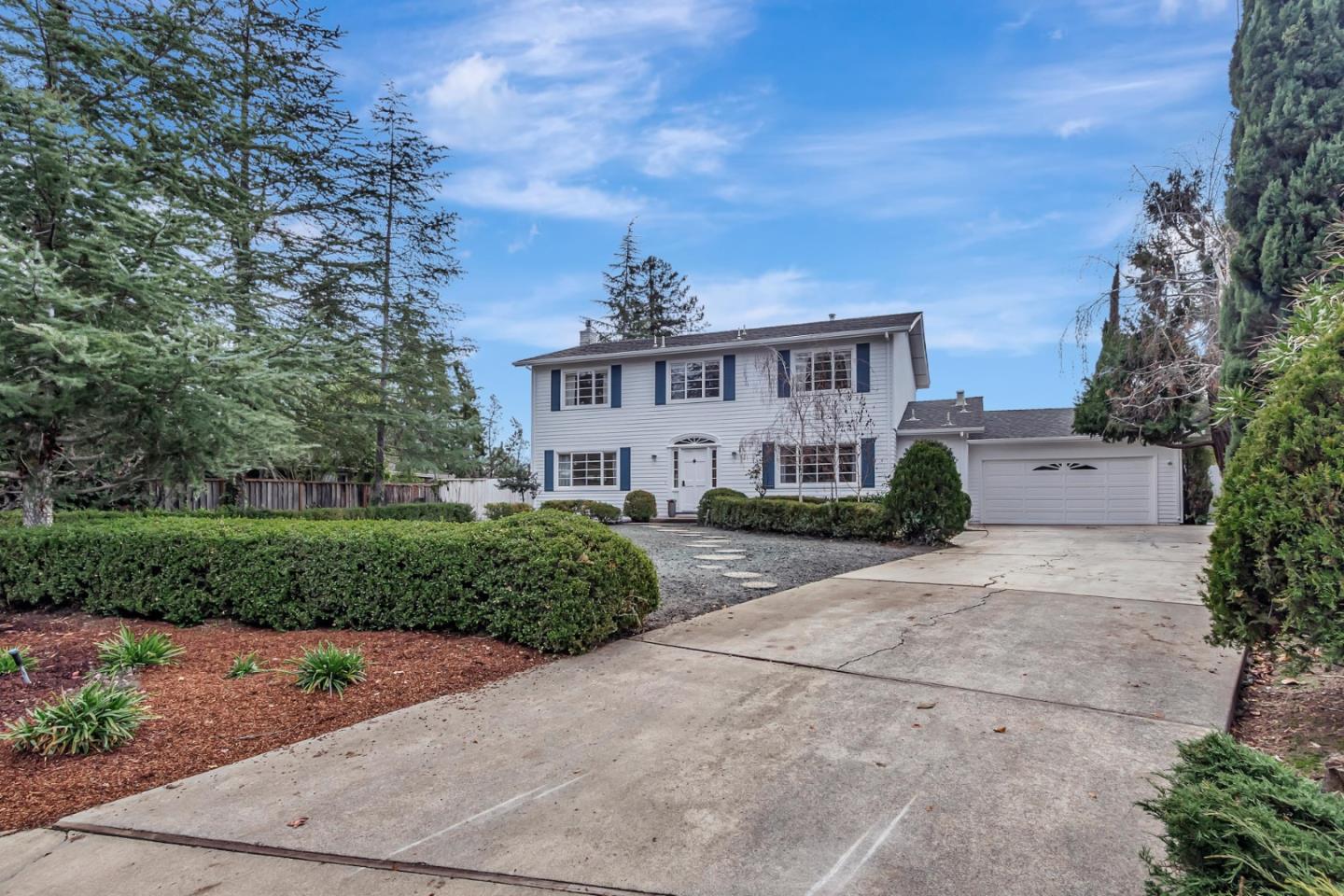 Neighborhood Neighborhood-4