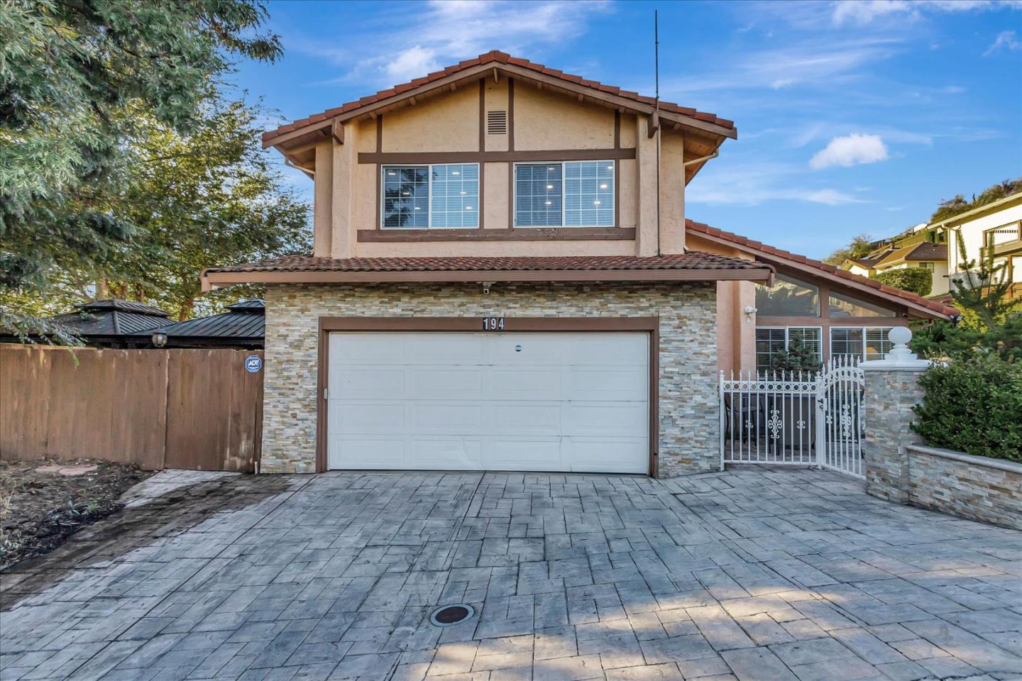 Neighborhood Neighborhood-43