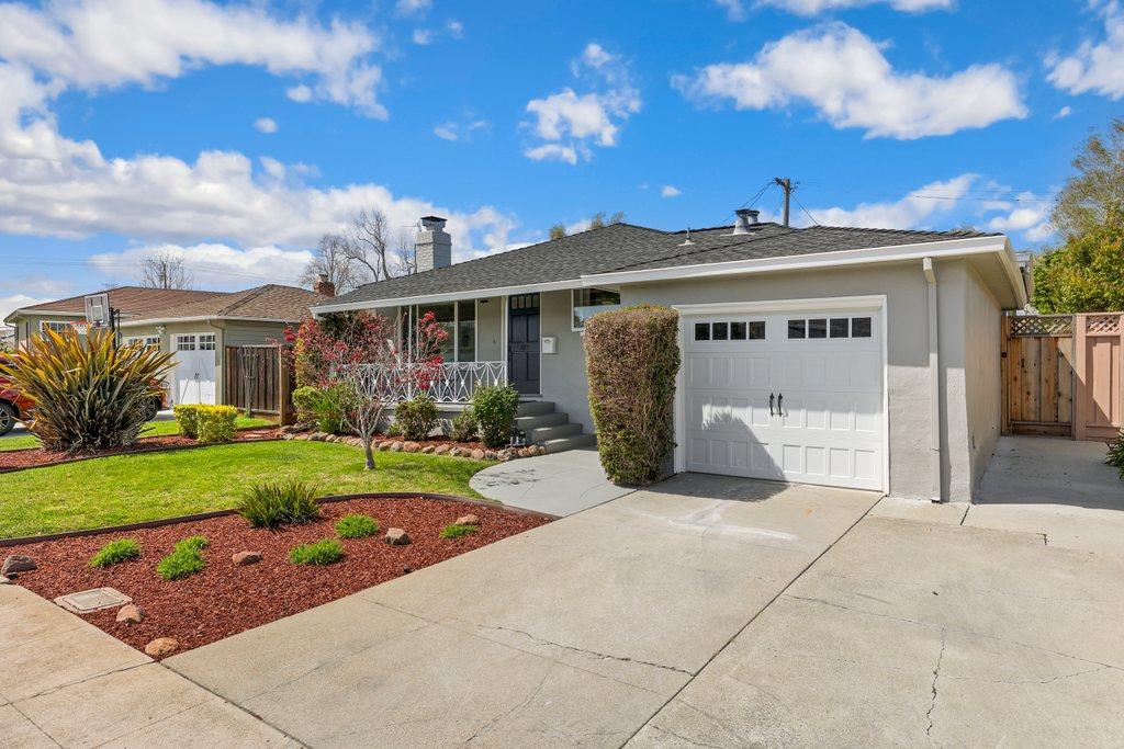 Neighborhood Neighborhood-128