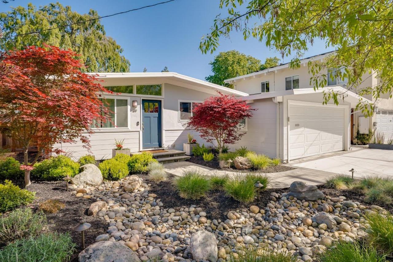 Neighborhood Neighborhood-16