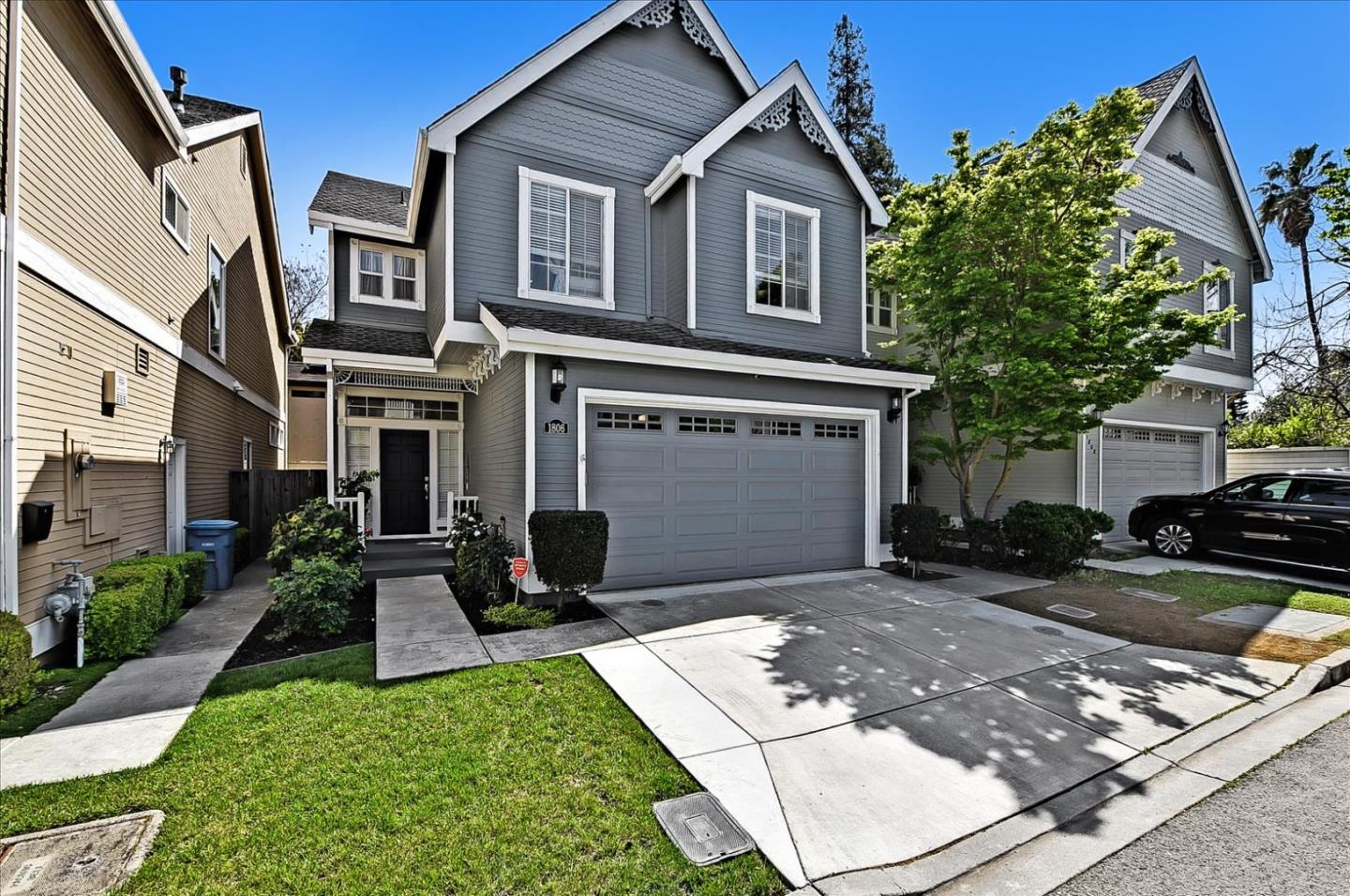 Neighborhood Neighborhood-1