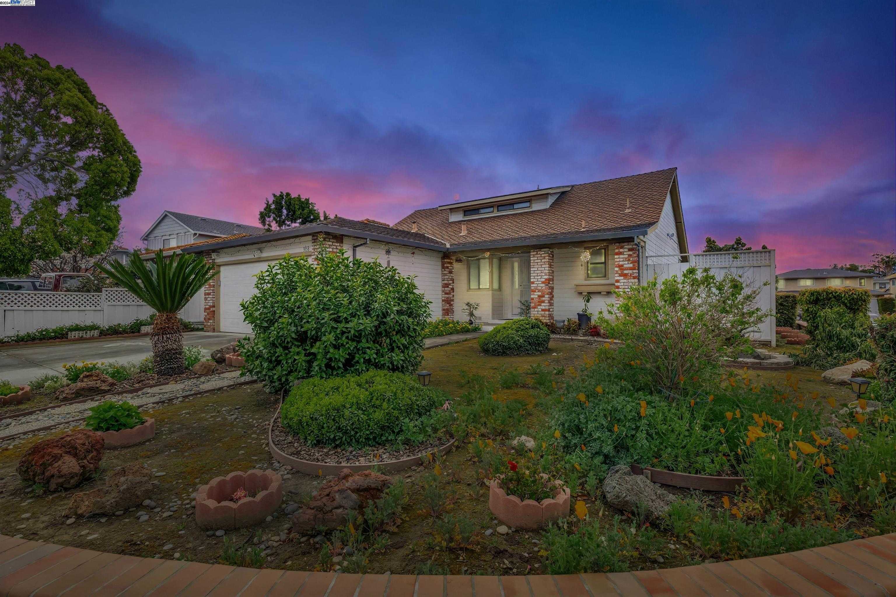 Neighborhood Neighborhood-9