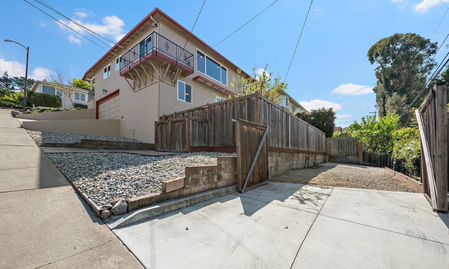 Neighborhood Neighborhood-59