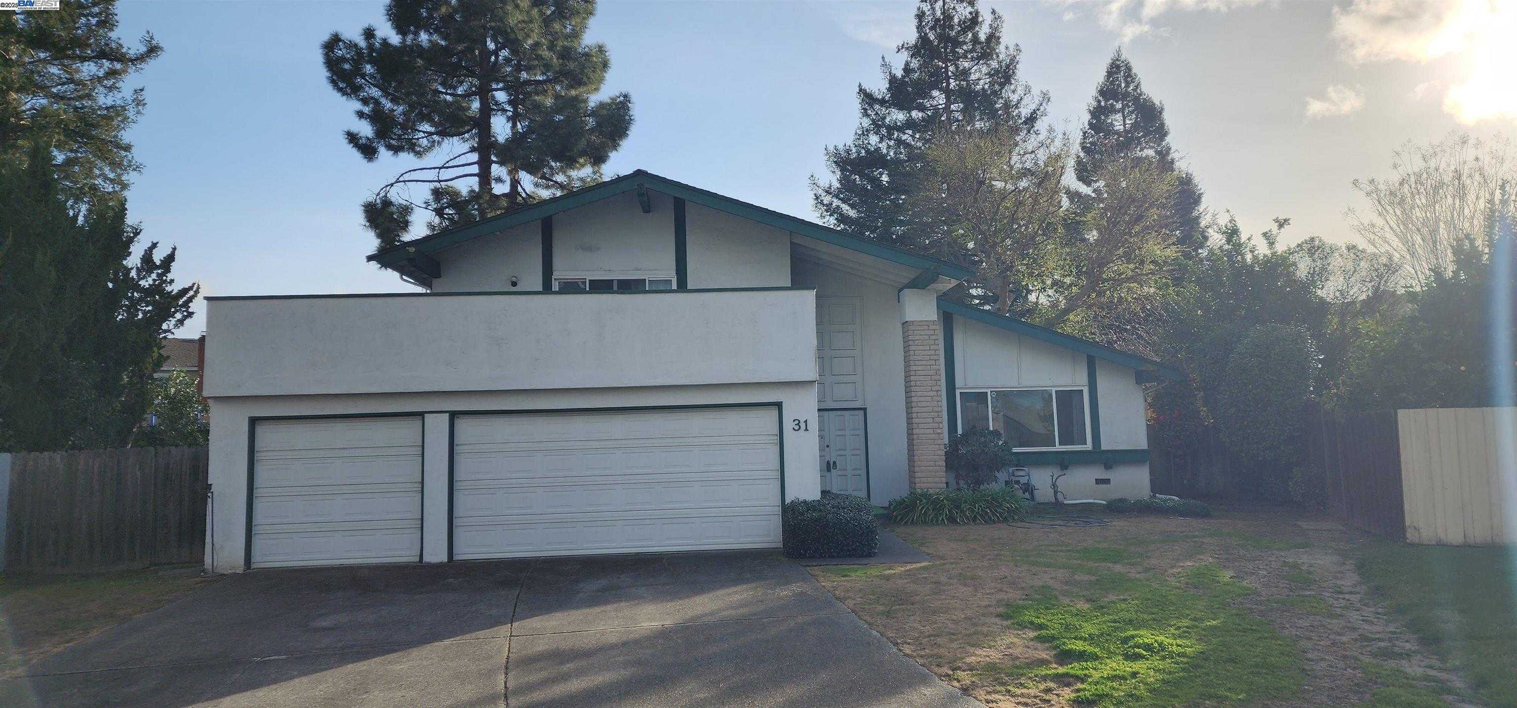 Neighborhood Neighborhood-18