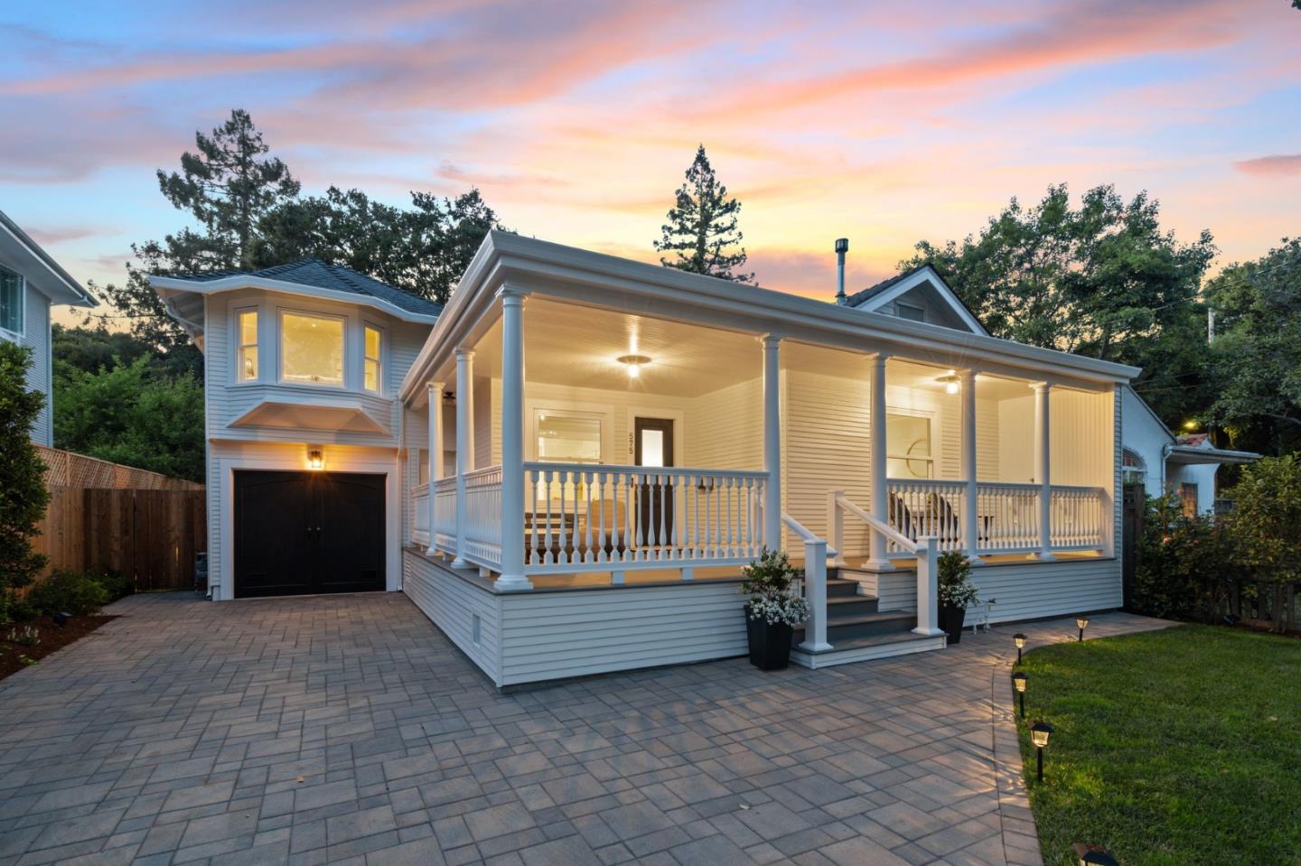 Neighborhood Neighborhood-42