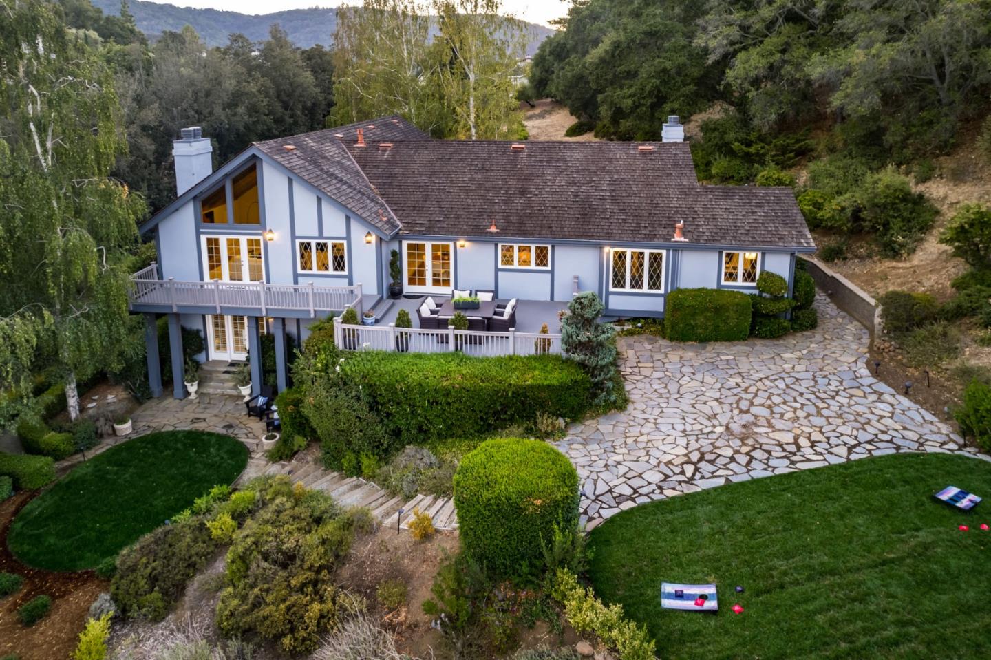 Neighborhood Neighborhood-104