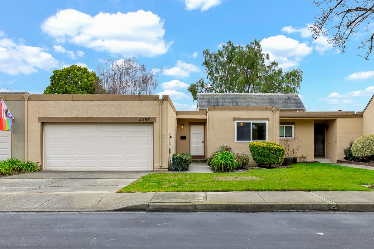 Neighborhood Neighborhood-15