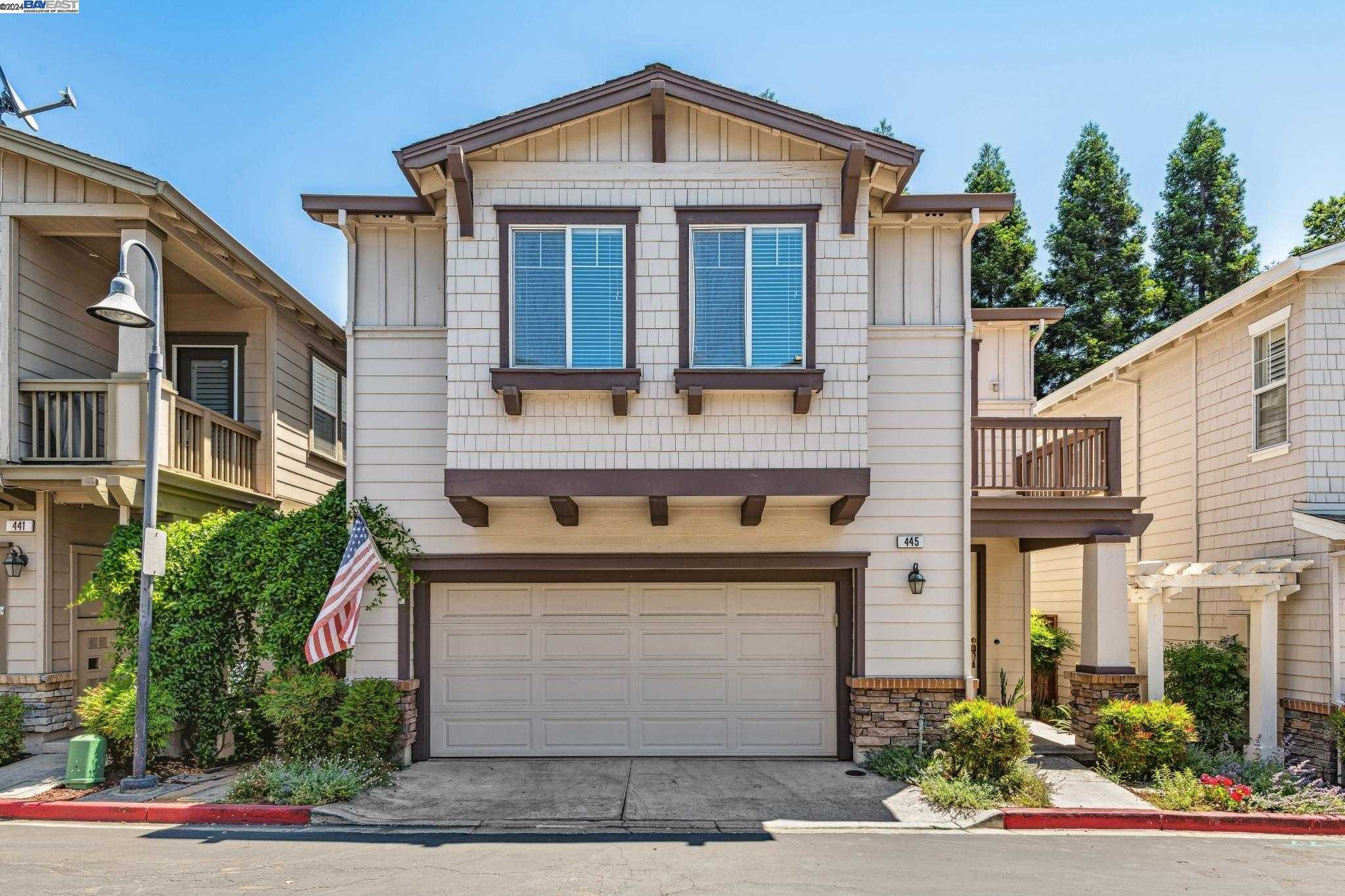 Neighborhood Neighborhood-15