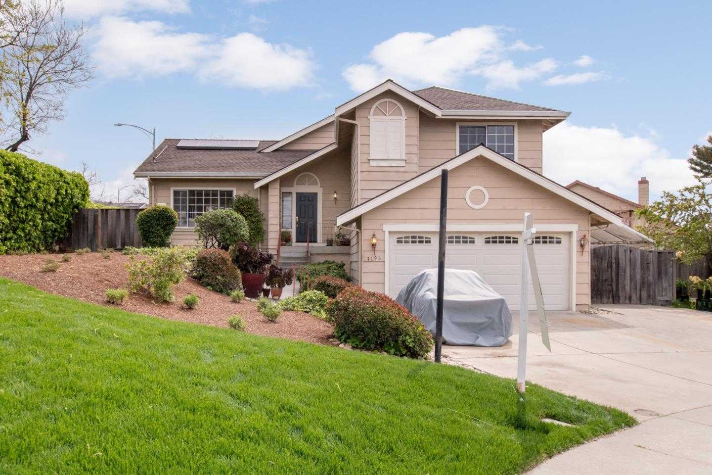 Neighborhood Neighborhood-39