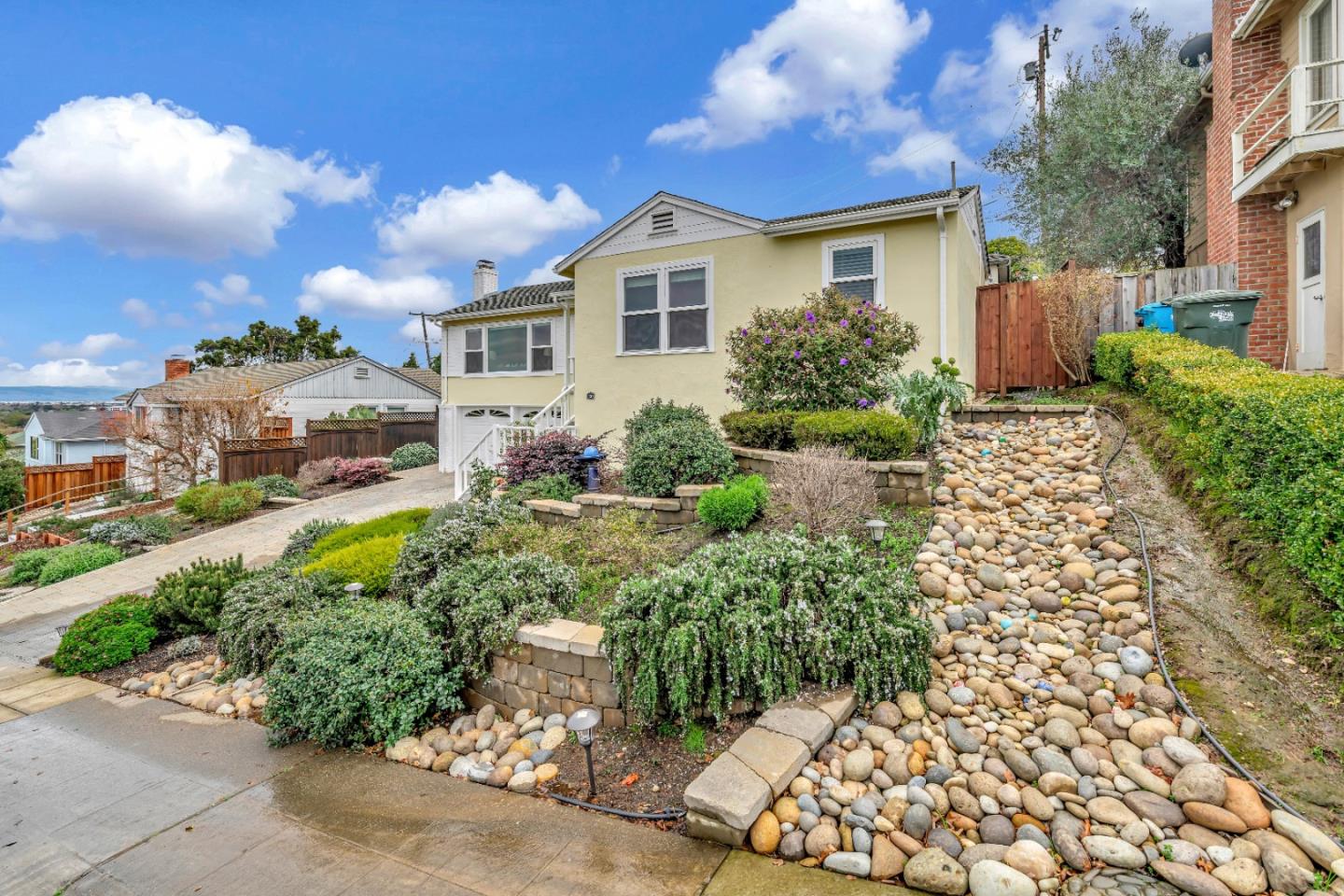 Neighborhood Neighborhood-16