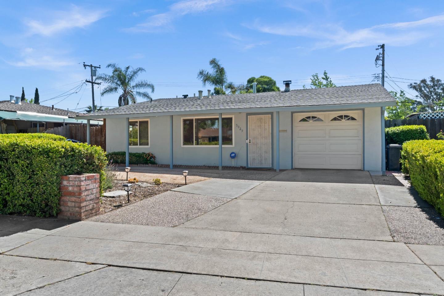 Neighborhood Neighborhood-84