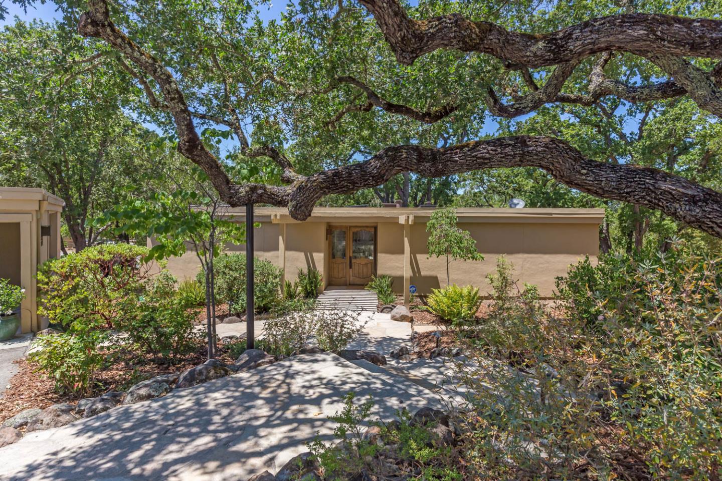 Neighborhood Neighborhood-3