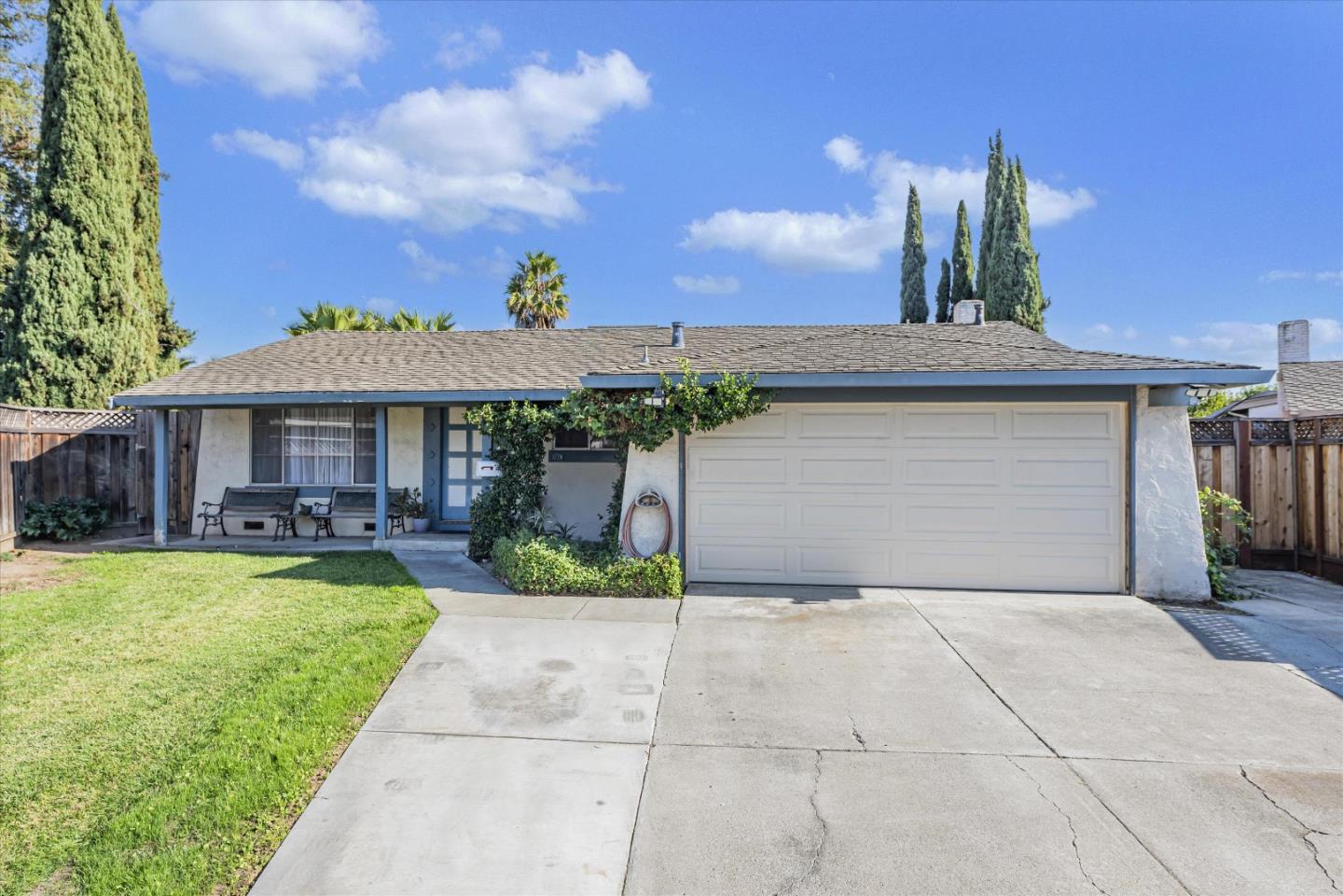 Neighborhood Neighborhood-13