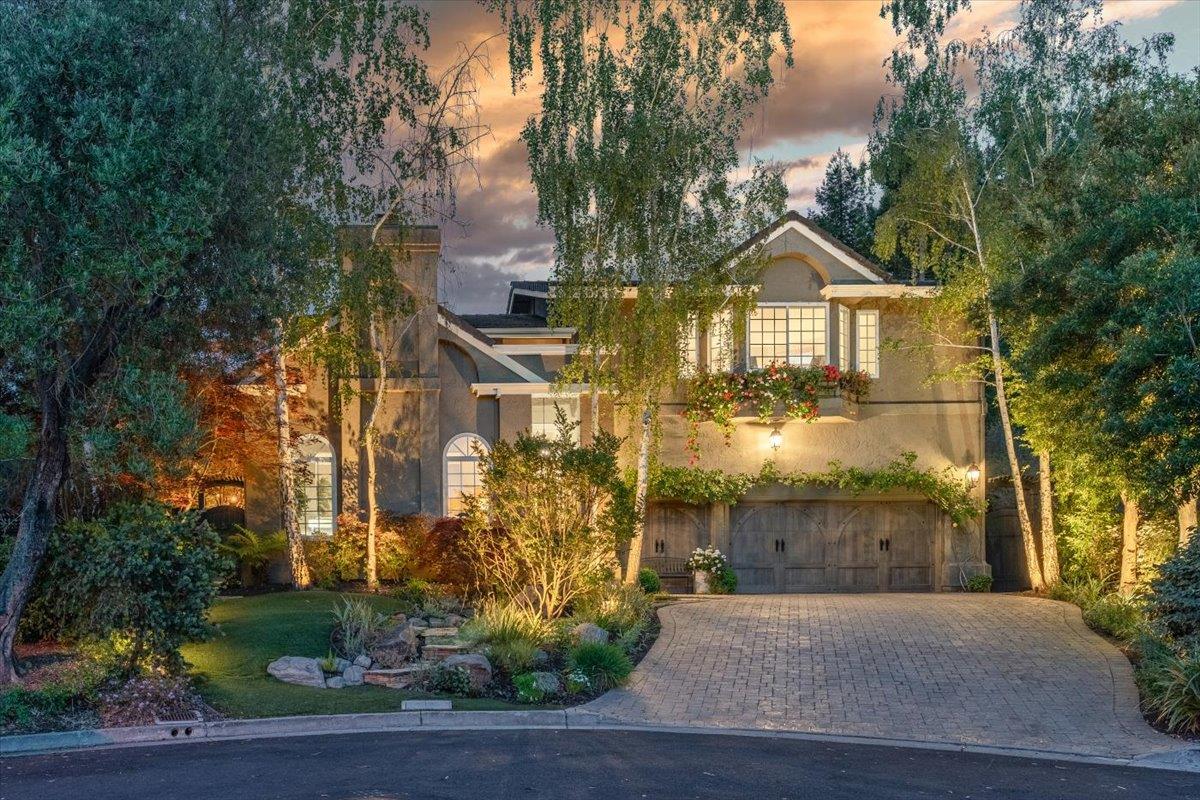 Neighborhood Neighborhood-29