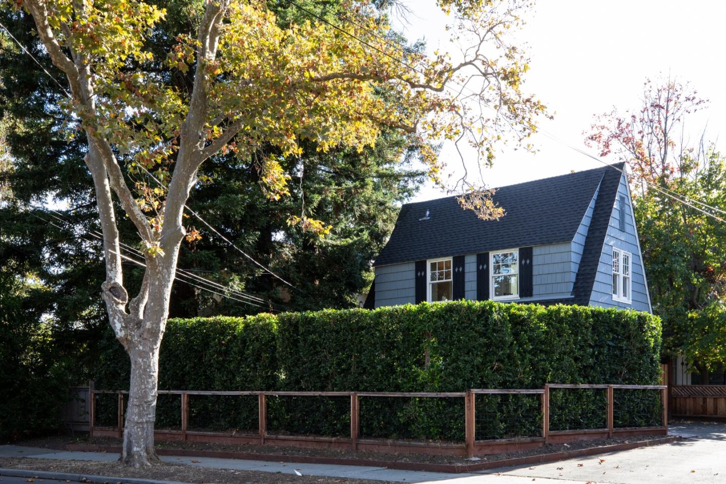 Neighborhood Neighborhood-7