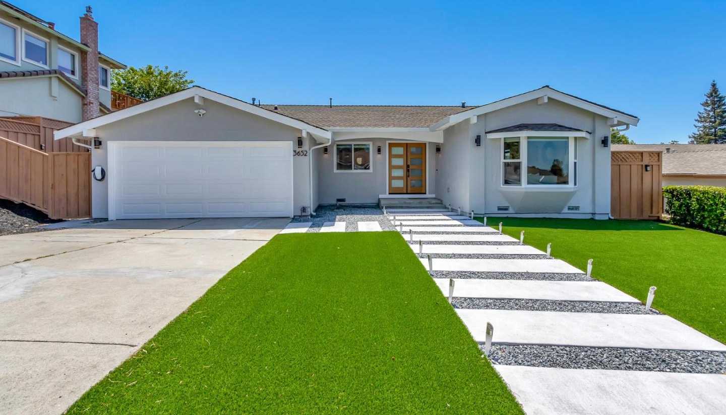 Neighborhood Neighborhood-12