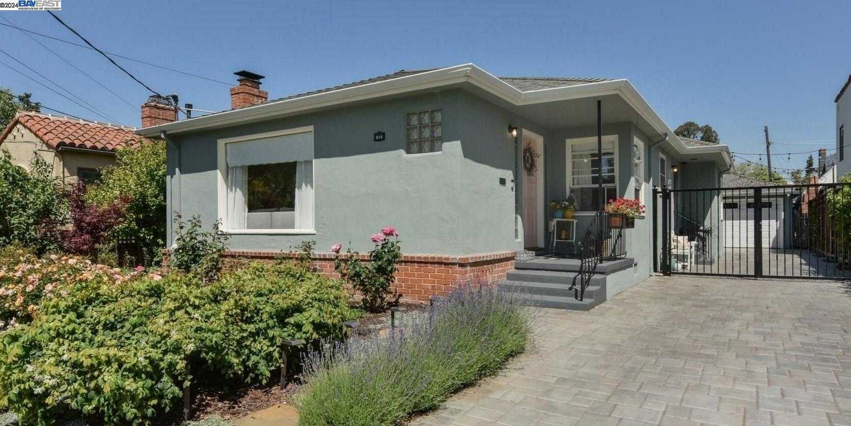 Neighborhood Neighborhood-17