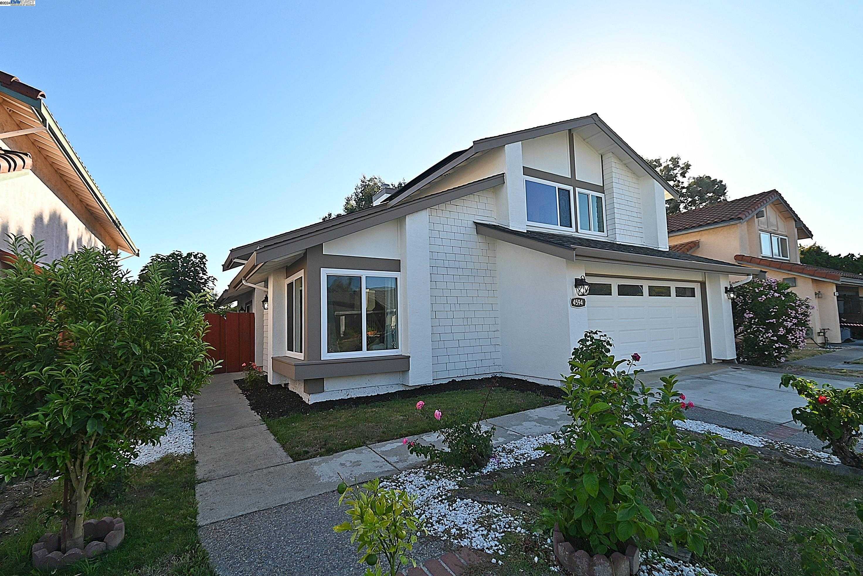 Neighborhood Neighborhood-17