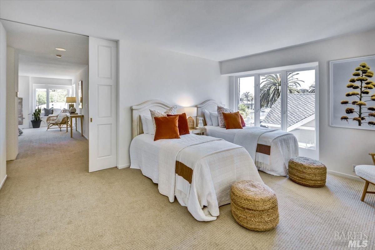 Neighborhood Neighborhood-3