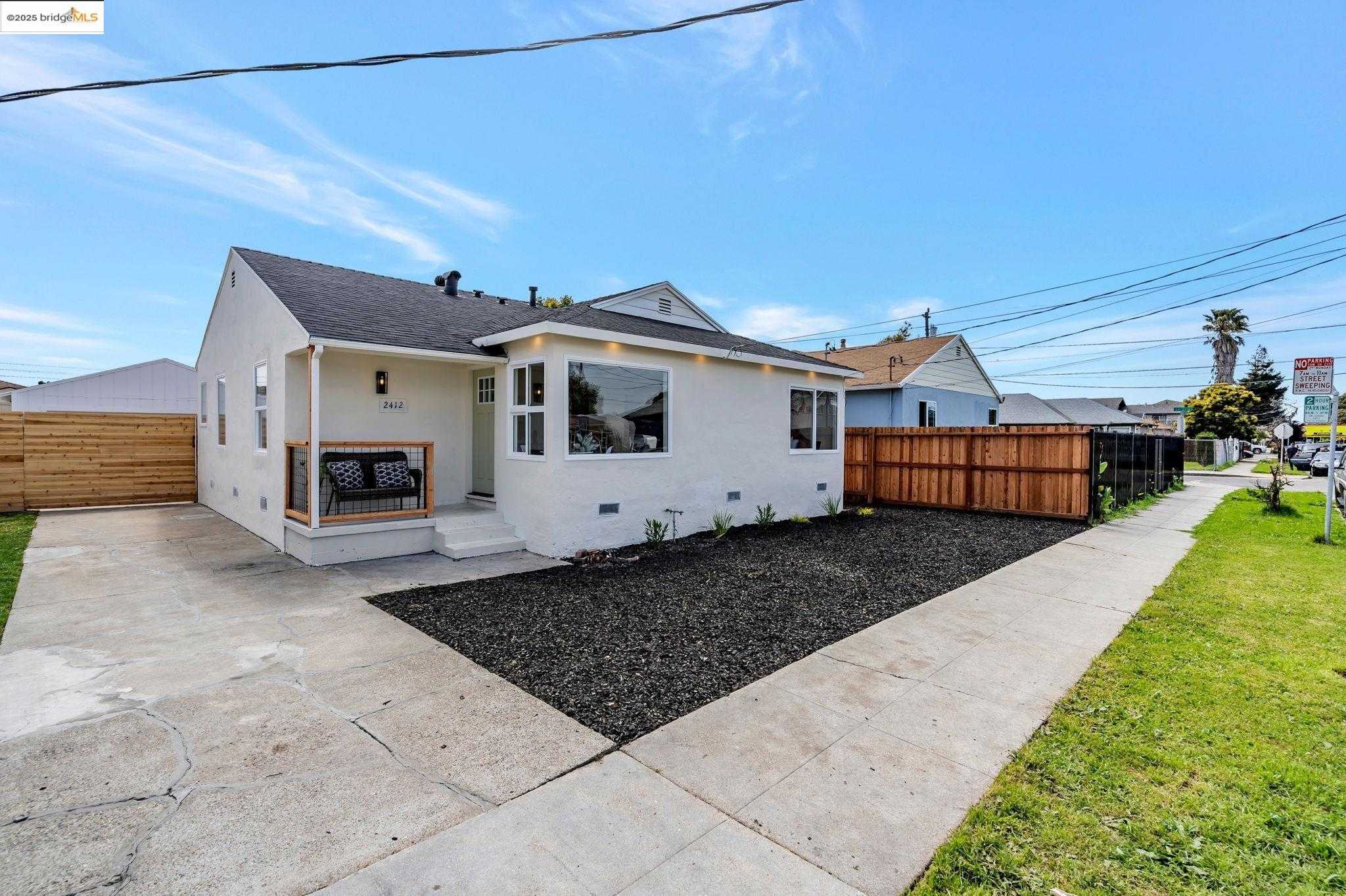 Neighborhood Neighborhood-5