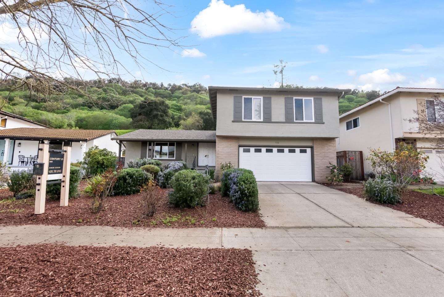 Neighborhood Neighborhood-27