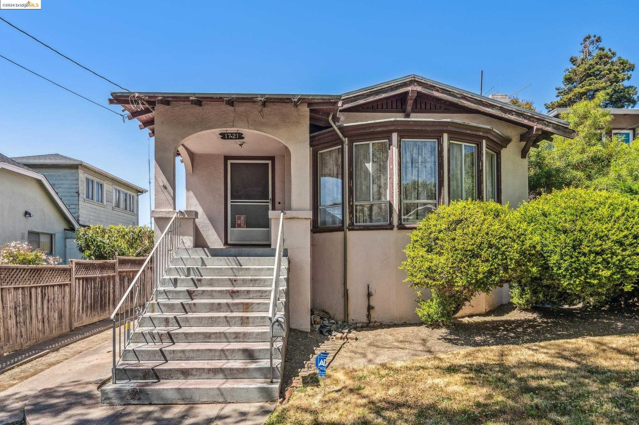 Neighborhood Neighborhood-4